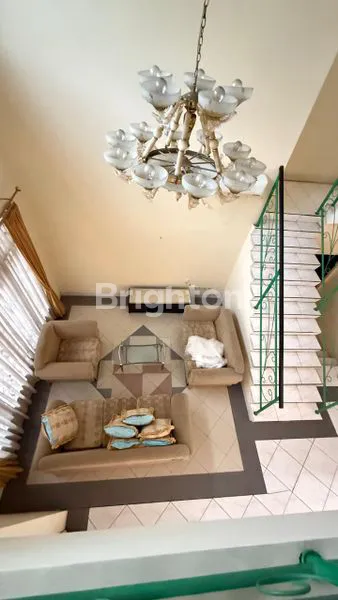 image RUMAH CANTIK FURNISHED DI DENHAAG BALIKPAPAN (1)