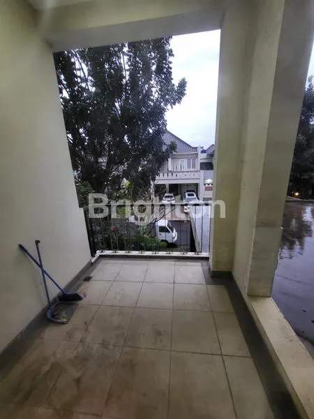 image RUMAH LUAS DI ALAM SUTERA RENATA CLUSTER ALBA (8)