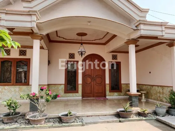 image RUMAH BERSIH ASRI DAN LUAS (1)