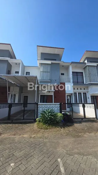 image RUMAH 2 LANTAI MINIMALIS MODERN DI JAWARA LAND KARANGPLOSO MALANG (1)