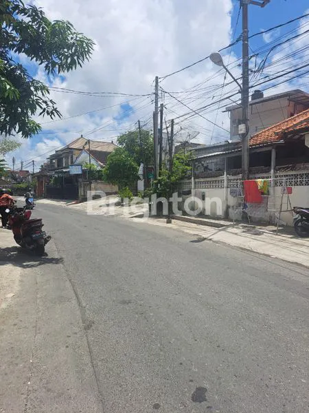 image RUMAH KOS 7 KAMAR DI DENPASAR BARAT (4)