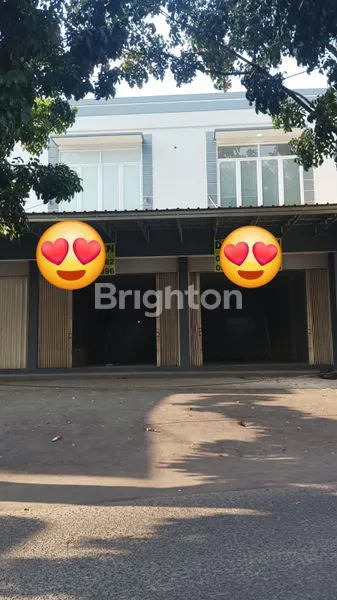 RUKO GANDENG SIAP HUNI STRATEGIS CIRACAS JAKARTA TIMUR