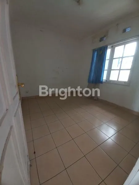 image RUMAH ASRI 2KT TANAH 108M² DI TELAGA GOLF DEPOK (3)