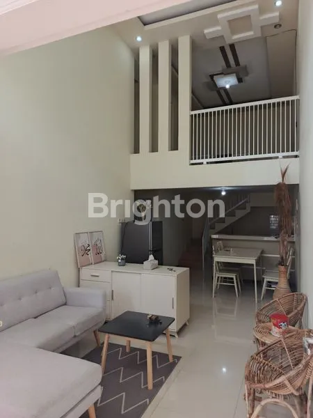 image DIJUAL RUMAH 2 LANTAI SIAP HUNI FULL FURNISHED (2)
