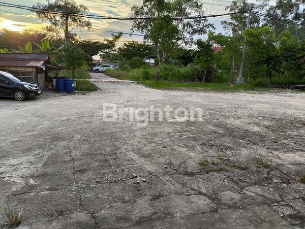 image RUKO 1 PINTU STRATEGIS DEKAT LIVING WORLD PEKANBARU (2)