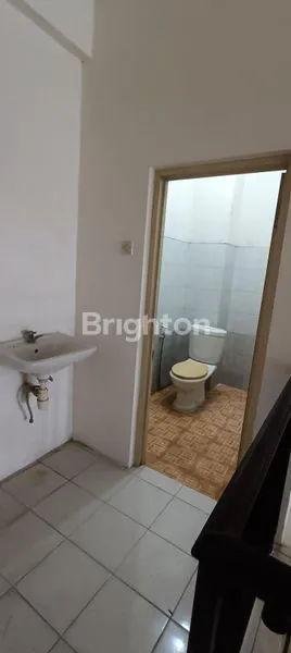 image RUKO STRATEGIS PANJANG JIWO, DEKAT UBAYA & RS (1)