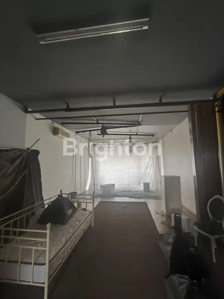 image RUKO 2 LANTAI SIAP BISNIS DI DALAM KOTA SEMARANG (3)