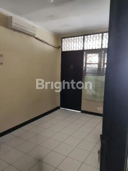 image RUMAH 1 LANTAI LT 162M² GADING SERPONG (3)