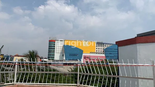 image RUKO STRATEGIS HARGA TERJANGKAU & SIAP HUNI DI PADEMANGAN JAKUT. (7)