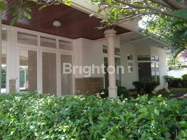 NYAMAN & HALAMAN LUAS DI CIPETE UTARA, JAKARTA SELATAN