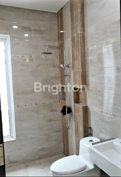 image RUMAH  CIDENG  DEKAT  ROXY (6)