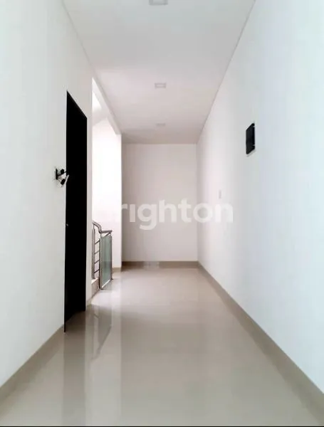 image RUMAH  CIDENG  DEKAT  ROXY (3)