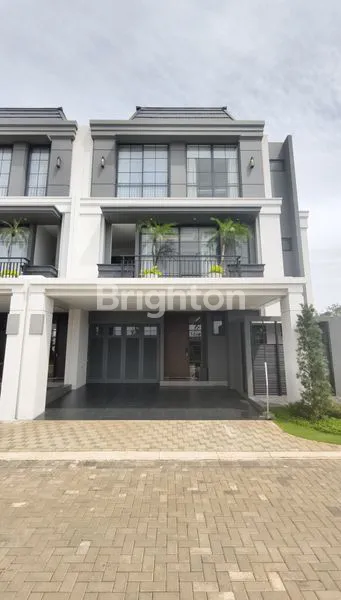 image RUMAH MEVVAH LANTAI MARMER DEKAT KE MAL EASTVARA BSD (1)