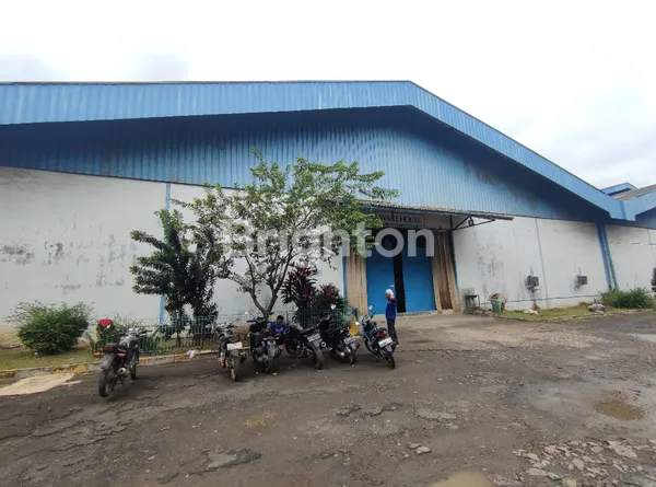 DISEWAKAN GUDANG BERSAMA SIAP PAKAI DI JATAKE, TANGERANG