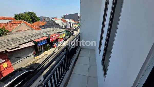 image DISEWAKAN RUKO 2 LANTAI CIMANGGIS (8)