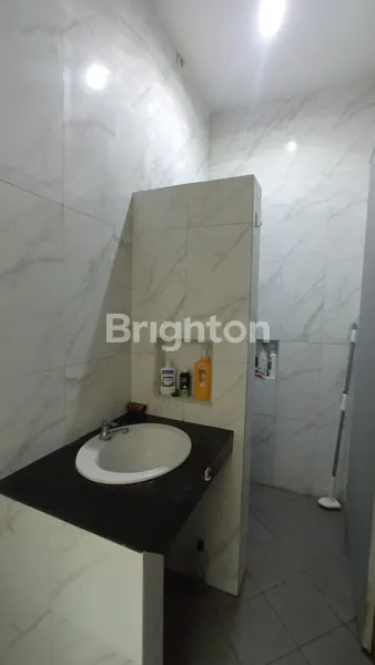 image HUNIAN MODERN MINIMALIS ROW JALAN 12 METER ONE GATE SYSTEM (3)