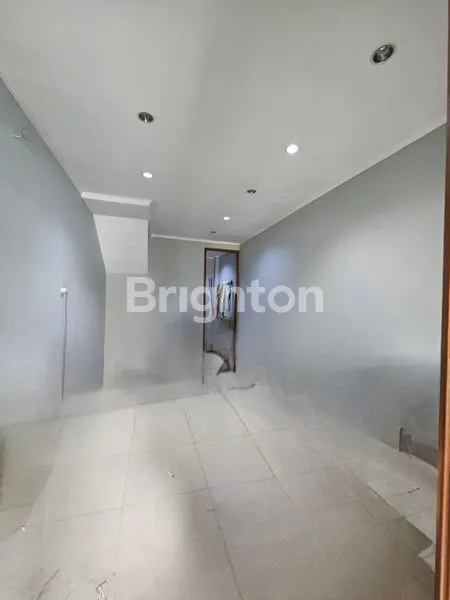 image DISEWAKAN RUKO 4 LANTAI DI JALAN UTAMA MERUYA ILIR RAYA\N (7)