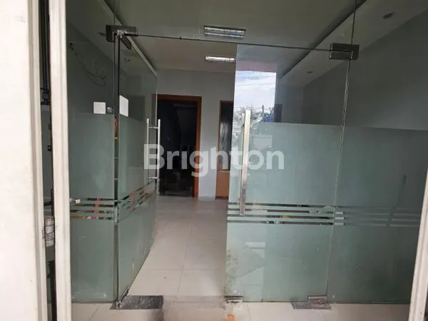 image DISEWAKAN RUKO 4 LANTAI DI JALAN UTAMA MERUYA ILIR RAYA\N (2)