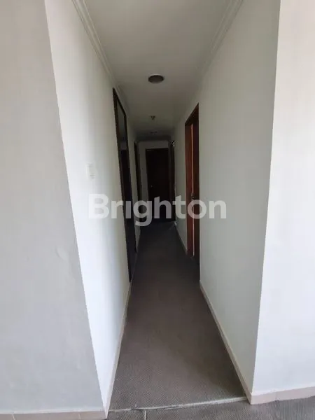 image APARTEMEN 3BR SIAP HUNI LOKASI STRATEGIS TENGAH KOTA DI CAWANG JAKARTA TIMUR (4)