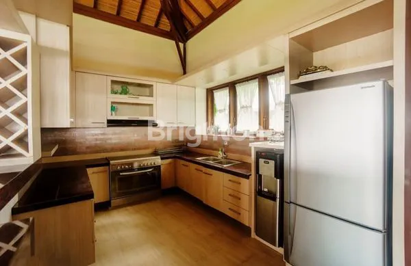 image LUXURY VILLA IN KUTUH, BALI — 180° VIEW OF BENOA BAY (7)