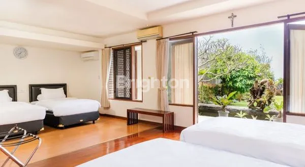 image LUXURY VILLA IN KUTUH, BALI — 180° VIEW OF BENOA BAY (8)