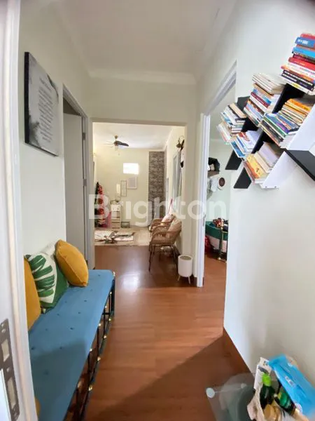 image RUMAH 3 LANTAI (6)