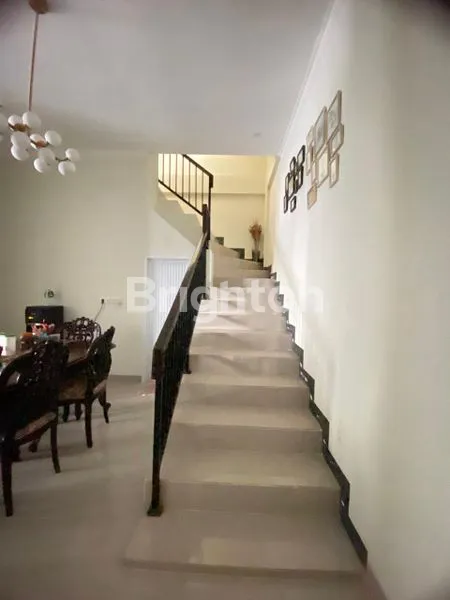 image RUMAH 3 LANTAI (2)