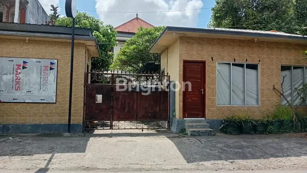 RUMAH DISEWAKAN – JL. JAYAKARTA, PEGUYANGAN