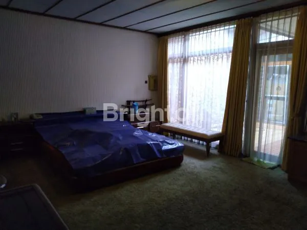 image RUMAH LUAS 1779M2  2 LANTAI MAINROAD SETIABUDI PUNYA 2 MUKA COKOK UNTUK CAFE HOTEL MAX 5 LANTAI (5)