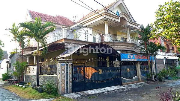 image RUMAH 2 LANTAI  DEKAT KANTOR PEMKAB. KEDIRI (1)