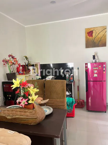 image RUMAH HOOK 2 LANTAI DI MELIA GARDEN (6)