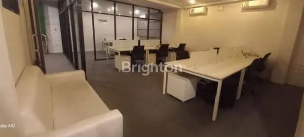 image \UD83C\UDFE2 GEDUNG KANTOR DIJUAL / DISEWAKAN – SIAP PAKAI & LOKASI STRATEGIS!\N (2)
