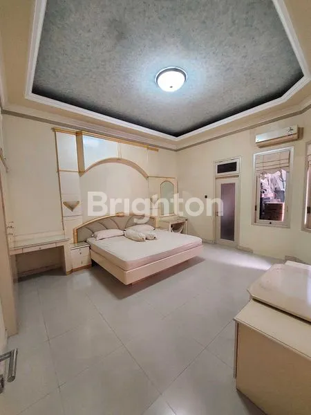 image RUMAH TERAWAT SIAP HUNI GALAXY BUMI PERMAI ARAYA TAHAP 1, SURABAYA TIMUR. DEKAT RAYA KERTAJAYA INDAH - MERR DHARMAHUSADA - GALAXY MALL - ARIEF RAHMAN HAKIM - MANYAR KERTOARJO - PAKUWON CITY - KAMPUS ITS - KAMPUS HANG TUAH - KEPUTIH, DLL. (6)