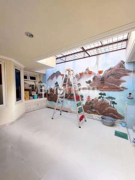 image RUMAH TERAWAT SIAP HUNI GALAXY BUMI PERMAI ARAYA TAHAP 1, SURABAYA TIMUR. DEKAT RAYA KERTAJAYA INDAH - MERR DHARMAHUSADA - GALAXY MALL - ARIEF RAHMAN HAKIM - MANYAR KERTOARJO - PAKUWON CITY - KAMPUS ITS - KAMPUS HANG TUAH - KEPUTIH, DLL. (8)