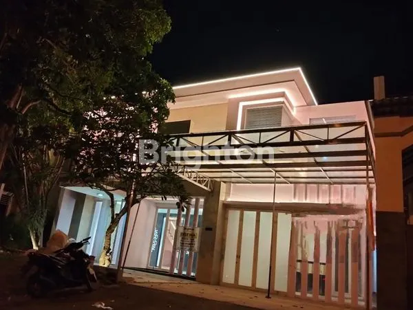 image DISEWAKAN RUMAH MEWAH MURAH 2 LANTAI DI PALM BEACH PAKUWON CITY DEKAT ITS (1)