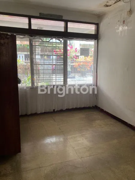 image RUMAH 2 LANTAI DAERAH RAWAMANGUN (3)