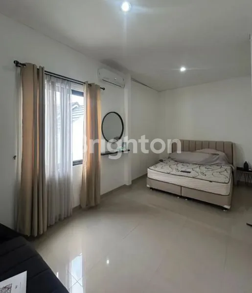 image RUMAH MEWAH CLUSTER TREVISTA 3KT DEPOK, SAWANGAN (3)