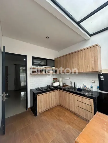 image RUMAH MEWAH CLUSTER TREVISTA 3KT DEPOK, SAWANGAN (5)