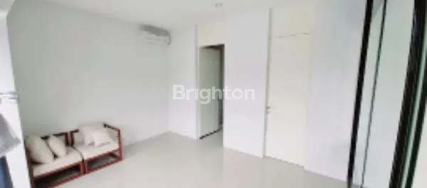 image RUMAH FURNISHED SIAP HUNI DI CLOVERHILL RESIDENCE – KREO, LARANGAN, KOTA TANGERANG (3)