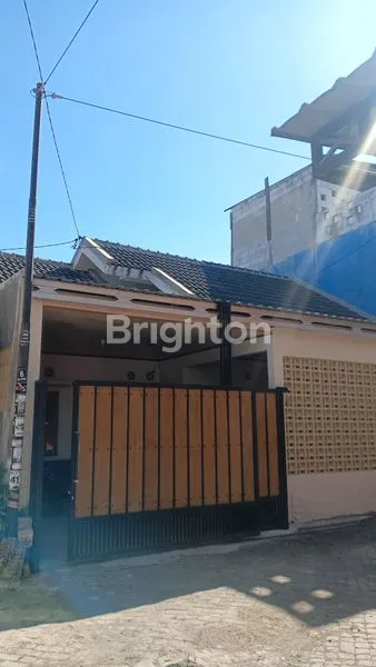 image RUMAH 2KT DEKAT PASAR KARANGPLOSO (1)