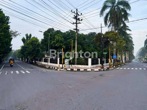 image RUMAH STRATEGIS TENGAH KOTA BLITAR (8)