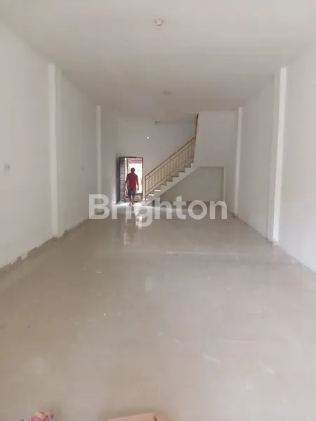 image RUKO MINIMALIS 3 LANTAI DI LOKASI STRATEGIS DI TENGAH KOTA (6)