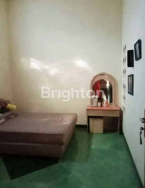 image RUMAH PINGGIR JALAN RAYA AREA PAKIS DEKAT DENGAN EXIT TOL SINGOSARI (4)