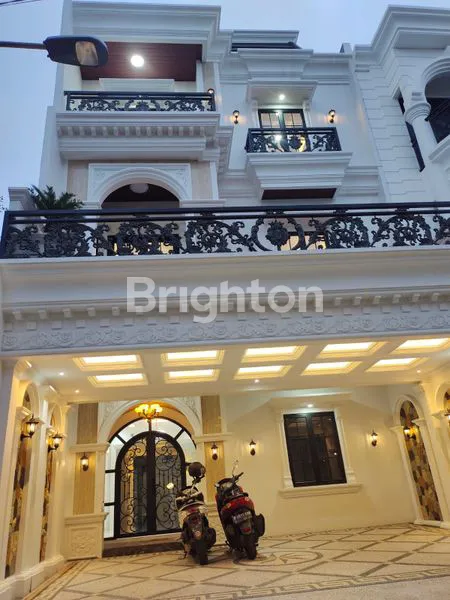 image DIJUAL RUMAH MEWAH DI JAGAKARSA JAKARTA SELATAN  (2)