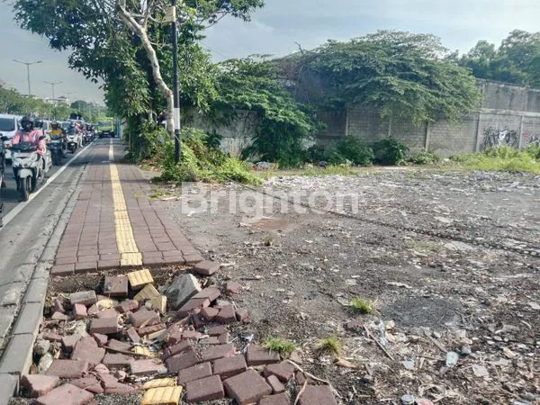 DI SEWAKAN TANAH 8 ARE DEKAT BENOA SQURE AREA KOMERSIAL