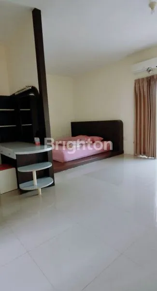 image RUMAH 2 LANTAI, FURNISHED, BERSIH, SIAP DITEMPATI DENGAN HARGA TERBAIK, DIAMOND PALACE RESIDENCE, BATAM CENTRE (4)