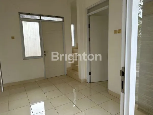 image DISEWAKAN RUMAH SERPONG NATURA CATTALEYA TANGERANG  (2)