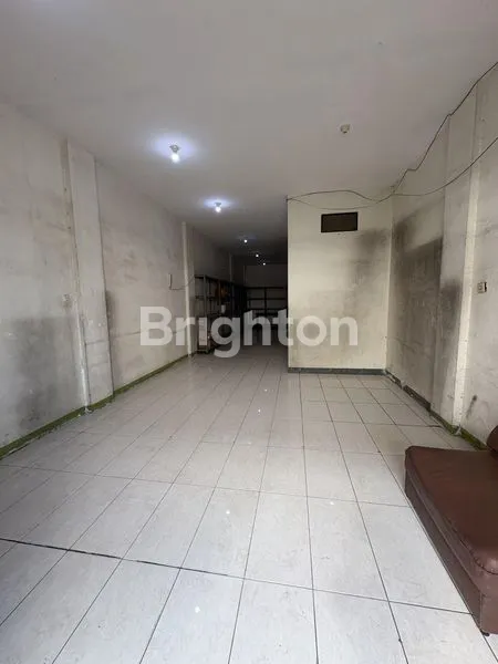 image RUKO 3,5 LANTAI DI PANGERAN JAYAKARTA MANGGA DUA SELATAN (2)