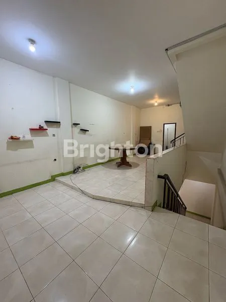 image RUKO 3,5 LANTAI DI PANGERAN JAYAKARTA MANGGA DUA SELATAN (5)