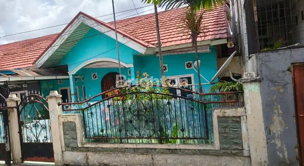 RUMAH SIAP HUNI DI DEKAT MALL CIPUTRA